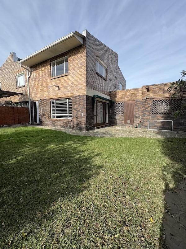 To Let 3 Bedroom Property for Rent in Rondebosch Western Cape